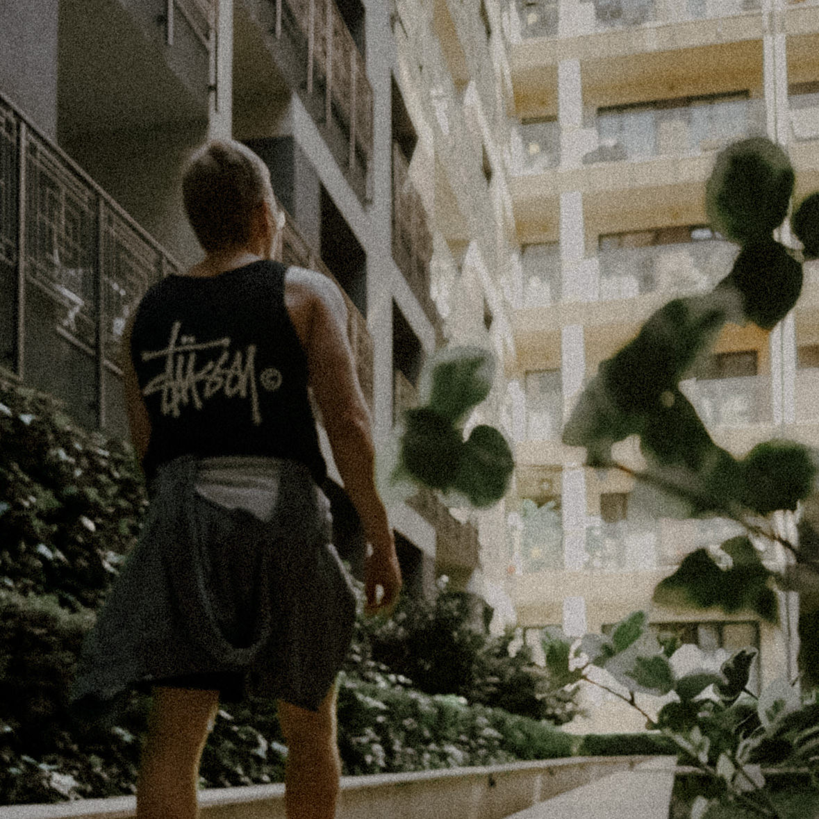 Nick (@ballanutsa) on Twitter photo daily life as of late:
- wake up 6 am & get heavily caffeinated
- work on the new yt vid for 3 hours (drops tmr)
- vibe-market at <a href="/LunarStrategy/">Lunar Strategy</a> & <a href="/cryptoaicon/">Crypto AI:CON - See you @ TOKEN2049</a>
- do boring, mundane admin stuff 🤮 (i urgently need an ai agent)
- lift heavy shit/run/bike
- play fifa with bro daily life as of late:
- wake up 6 am & get heavily caffeinated
- work on the new yt vid for 3 hours (drops tmr)
- vibe-market at <a href="/LunarStrategy/">Lunar Strategy</a> & <a href="/cryptoaicon/">Crypto AI:CON - See you @ TOKEN2049</a>
- do boring, mundane admin stuff 🤮 (i urgently need an ai agent)
- lift heavy shit/run/bike
- play fifa with bro
