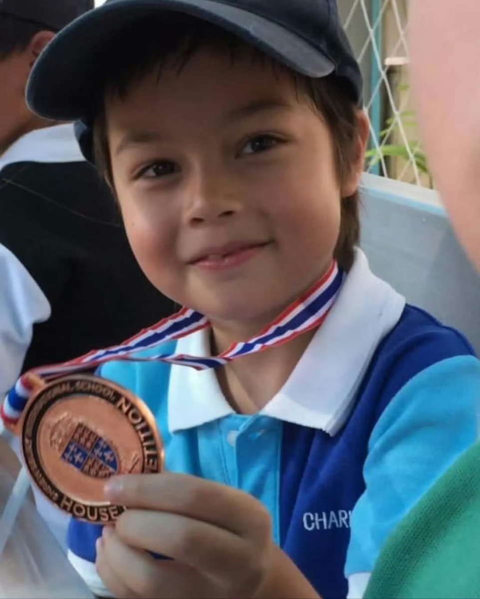 its4charlie's tweet photo. - he studied at shrewsburry international school bangkok https://t.co/WhaKtGjvVS