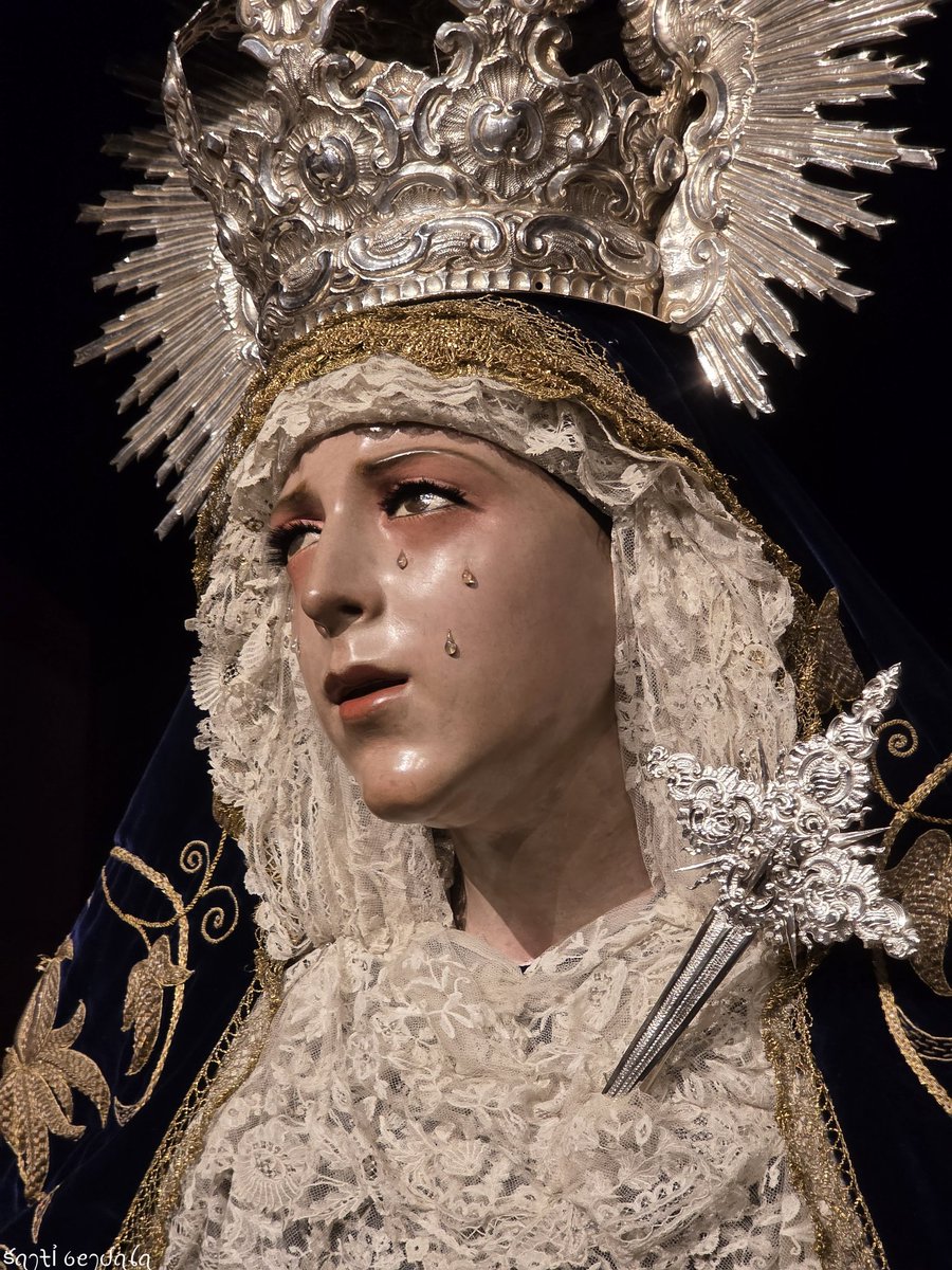 Así se encuentra Nuestra Señora del Mayor Dolor en su Soledad. Foto: <a href="/SantiagoBendala/">Santi Bendala</a> <a href="/HdadCarreteria/">Hermandad Carretería</a> #TDSCofrade #TDSActualidad <a href="/abejaranito/">Antonio Bejarano</a>