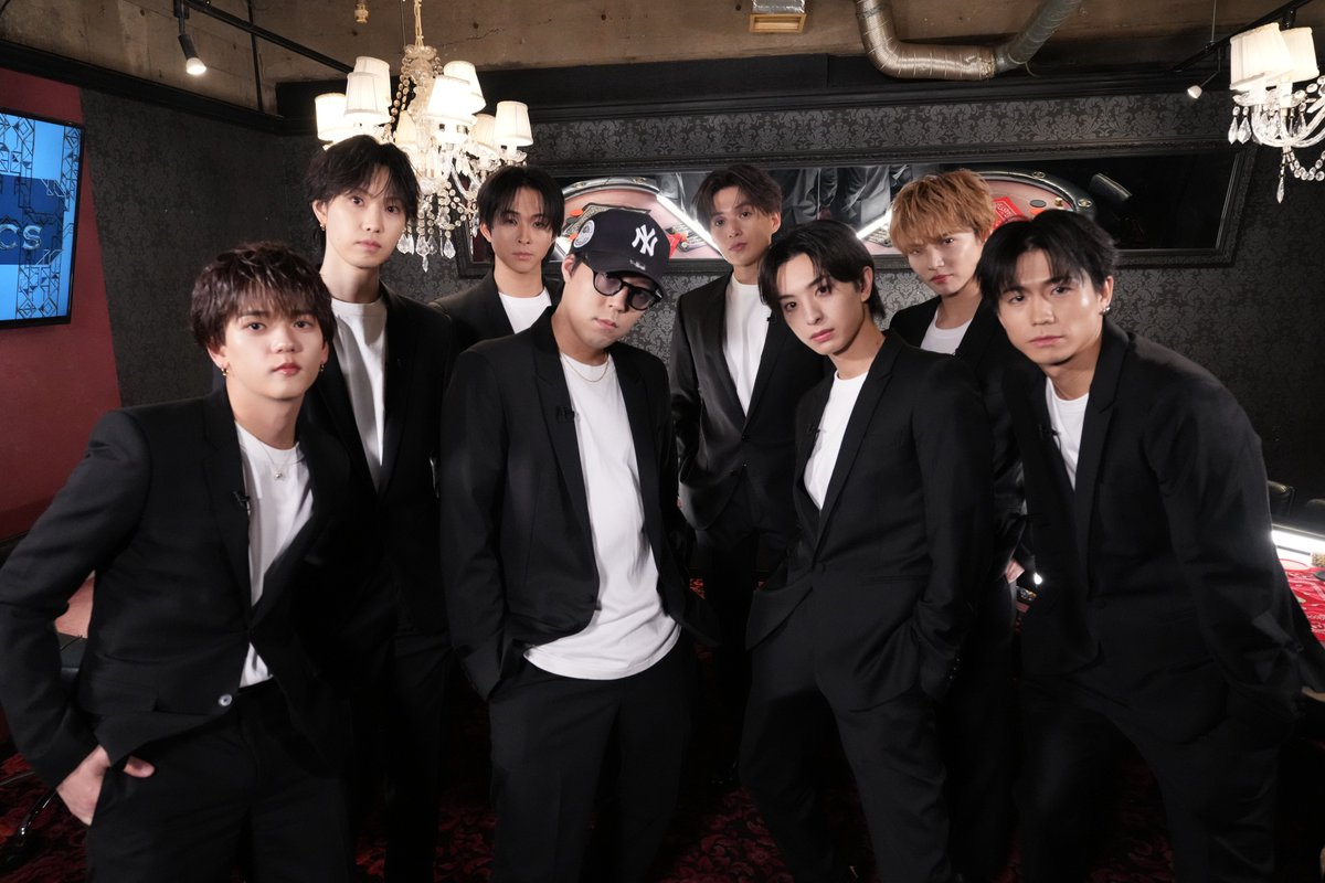 casinofanta's tweet photo. CASINO FANTASTICS CS特別版 #1～#4
来週5/3（土）23:00～26:20 フジテレビTWOで
これまでの全4話連続放送！
地上波未公開企画もたっぷり追加したCS版を全話一挙に観られるので、
録画してGWに何度もご覧ください！
#FANTASTICS #CASINOFANTASTICS 
@fantastics_fext
https://t.co/bzWufGt2Wb https://t.co/gaHaECuukq