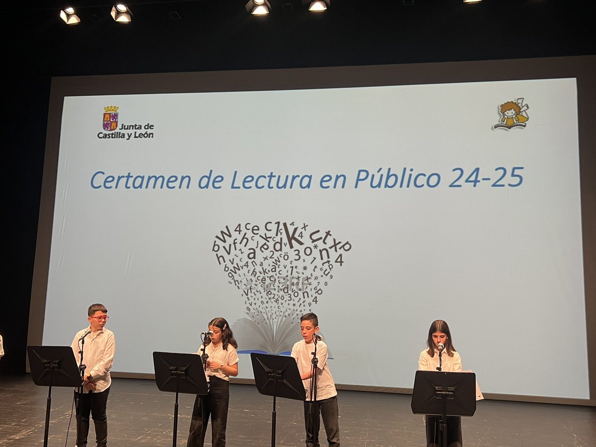 Comienza el Certamen de Lectura en público, categoría A, en Valladolid. Mucha suerte a todos los colegios participantes. Un placer escuchar a los alumnos <a href="/cfiesalamanca/">CFIE SALAMANCA</a> #formaciónCyL #leyendoCyL
