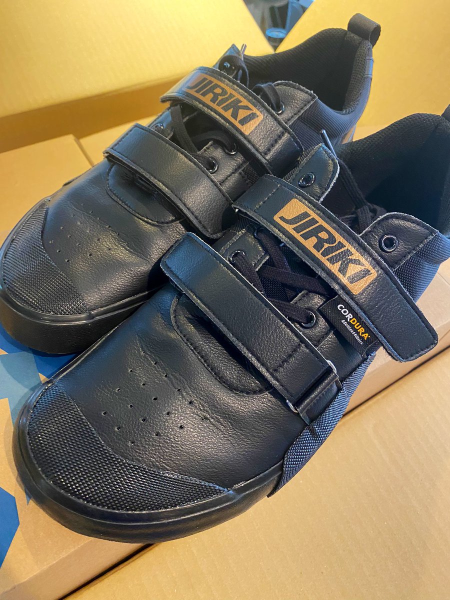 kuririn_h's tweet photo. JIRIKI 2 👟
Master Mindでも試着可能となりました🉑🦈✨

✅メンバーの皆さん
✅ビジターなどでお越し頂いた方

で試し履きご希望の方はお声掛けください🙆💫 https://t.co/J87DQZQ5C5