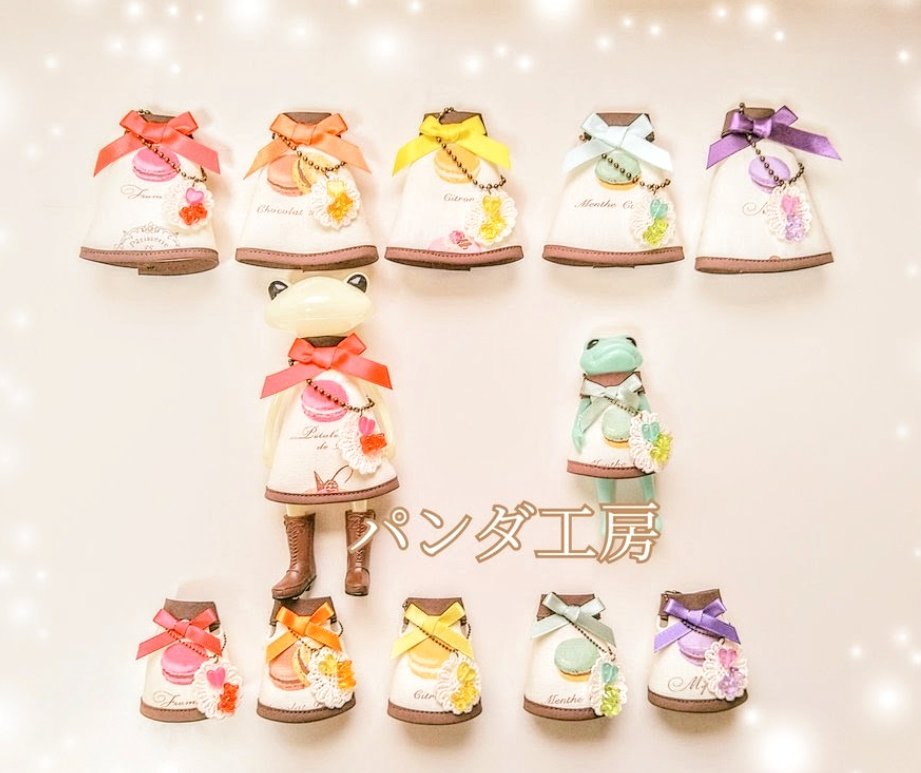 これから暑い季節になりそうですね
カラフルなワンダ達に涼しくて甘い洋服はいかがですか？🥰

東京中野の #ワンダショップ さんに納品させていただいてるので是非！
(通販できるかはお店にお問い合わせ下さい🙏✨)

#ワンダーフロッグ #フォーチュンワンダ #studiouoo #うちのこかわいい #パンダ工房