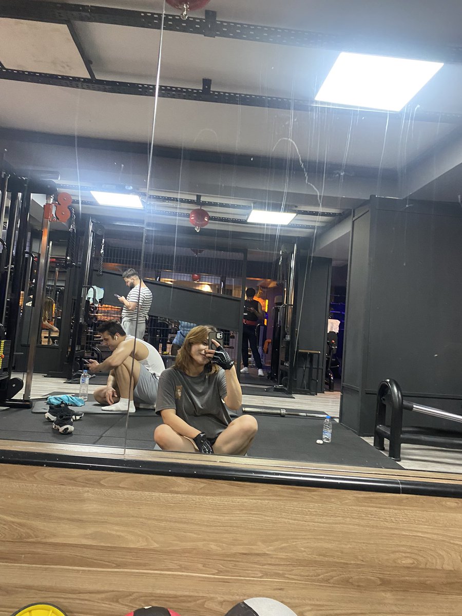 Arkadaki arkadaşın overthink saati gelmiş