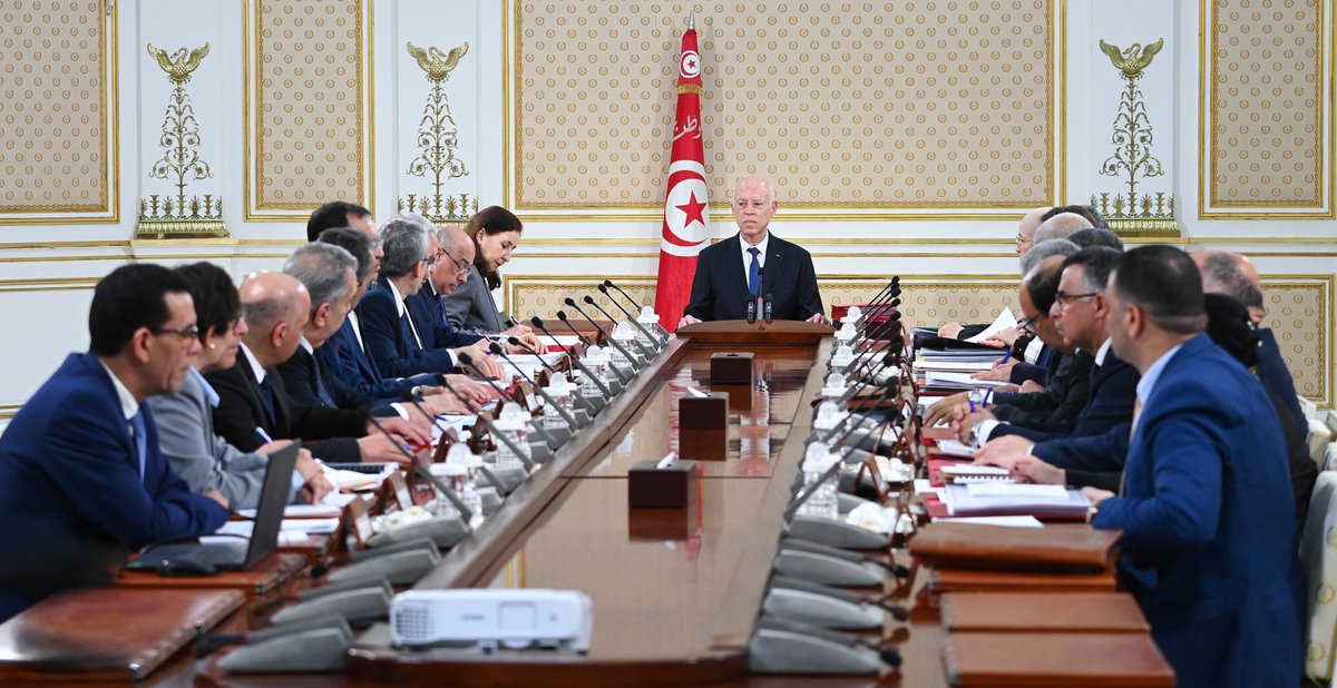 إشراف رئيس الجمهورية #قيس_سعيّد على اجتماع مجلس الوزراء #TnPR.