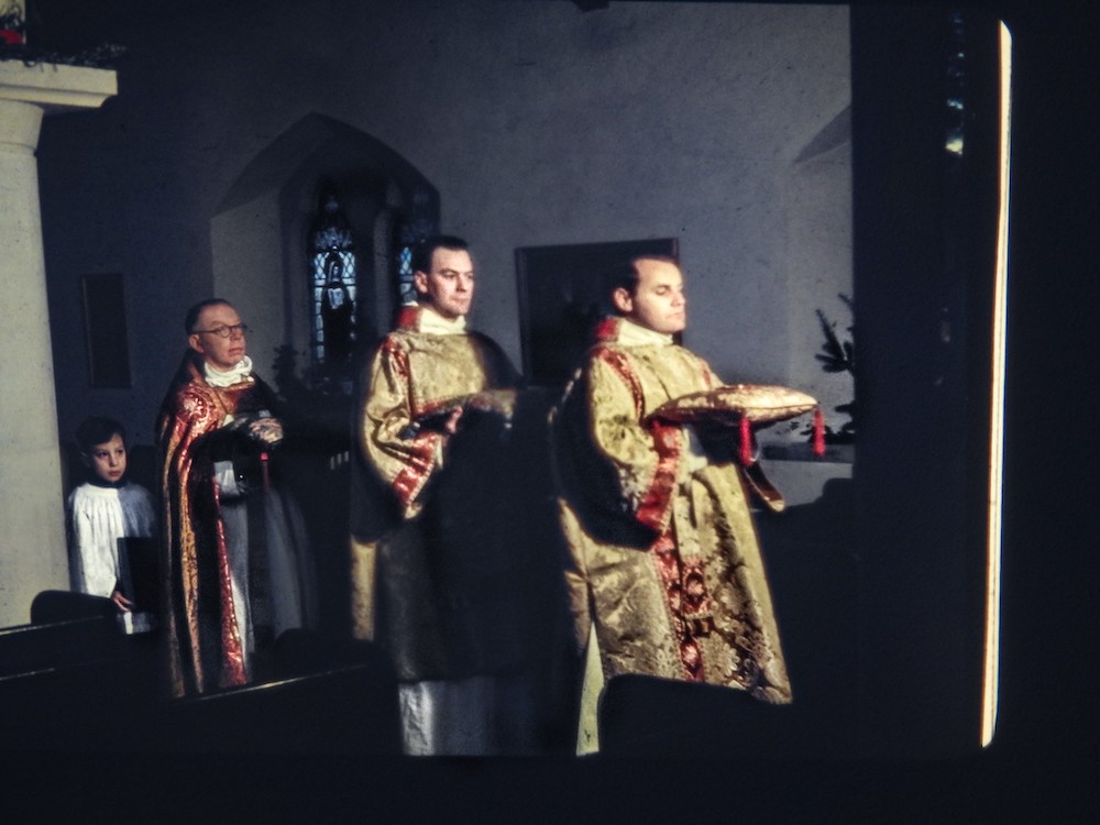 Tonight is our quiz night - and on Sunday we have Bishop Anderson baptising and confirming - read more All Saints Childs Hill Newsletter - mailchi.mp/8af188e2db96/a…