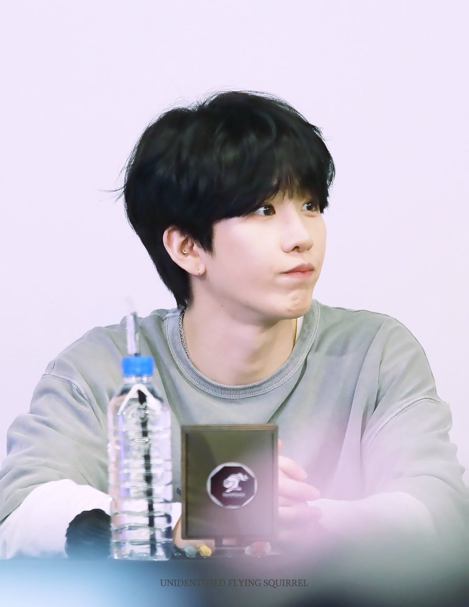 BBangbear_'s tweet image. 근데 무대 아래에선 왜이리 동글 아가야👶🏻