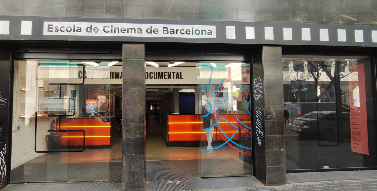 Ayer inauguré el Máster de Producción y Distribución 🎬 en <a href="/ecibbarcelona/">ECIB</a> organizado por <a href="/uabcomunicacio/">Facultat de Ciències de la Comunicació UAB</a> 
Primera clase impartida en un máster y una experiencia brutal: enriquecedora, divertida y llena de cine.
Muy feliz e ilusionado por este paso.

#Cine #Docencia #ESIP #Máster