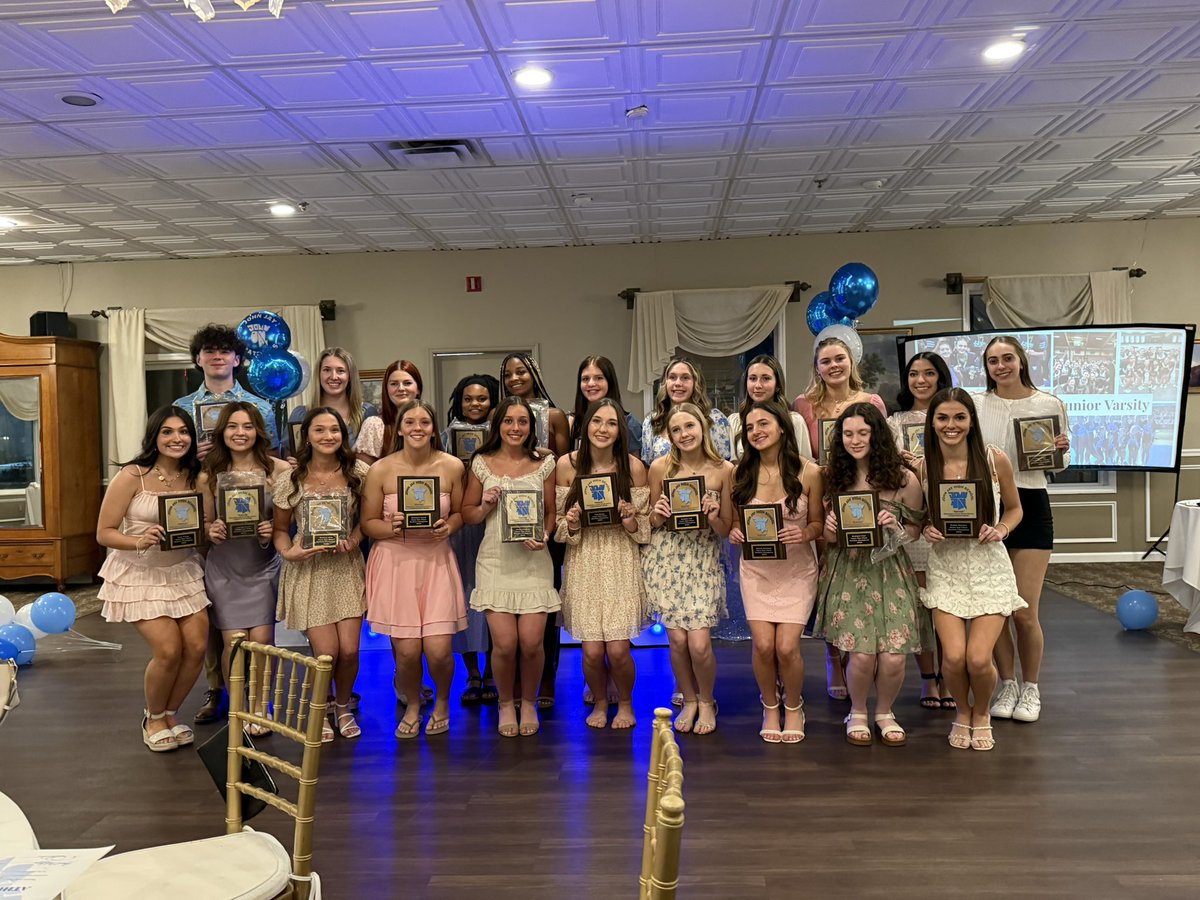 John Jay Cheerleading tweet media