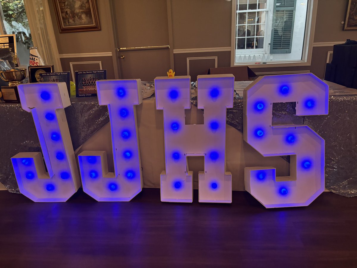 John Jay Cheerleading tweet media