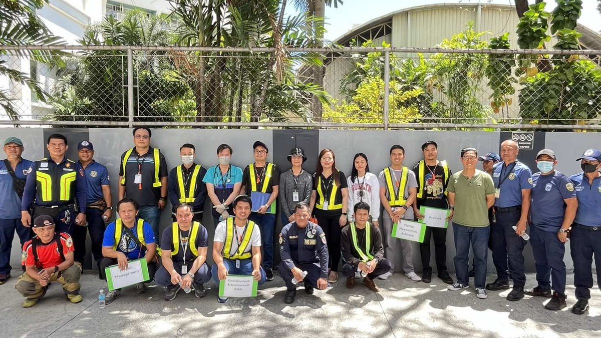 bsapasig's tweet photo. Tuloy-tuloy parin ang disaster preparedness activities sa @bsapasig. β
Mga empleyado ng ZACHRY sa Robinsons Cyberscape Omega ang nakiisa sa Fire & Evacuation Drill ngayong araw. ππ¨π»βπ Stay alert & keep safe, mga kabarangay! ππ»
#BSAFireDrill #BidaAngHandaBSA #TuloyAngSerbisyoBSA https://t.co/HZoziM0Z1d