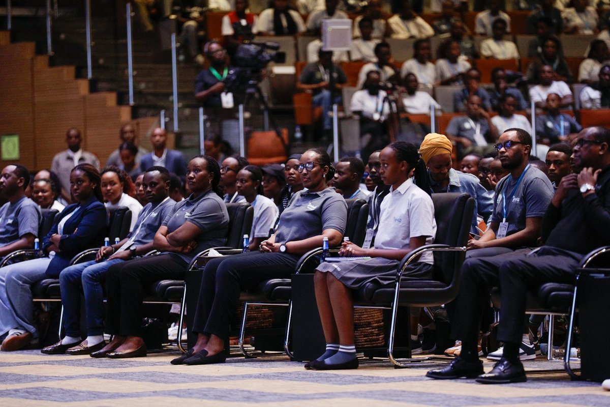 NewTimesRwanda's tweet photo. PHOTOS: First Lady attends Igihango cy’Urungano, an annual forum that brings together young people and officials to commemorate the youth killed during the 1994 Genocide against the Tutsi.

More than 2,000 young people are participating in the forum, at Intare Arena.

📸: @Dankwizera1 /TNT
