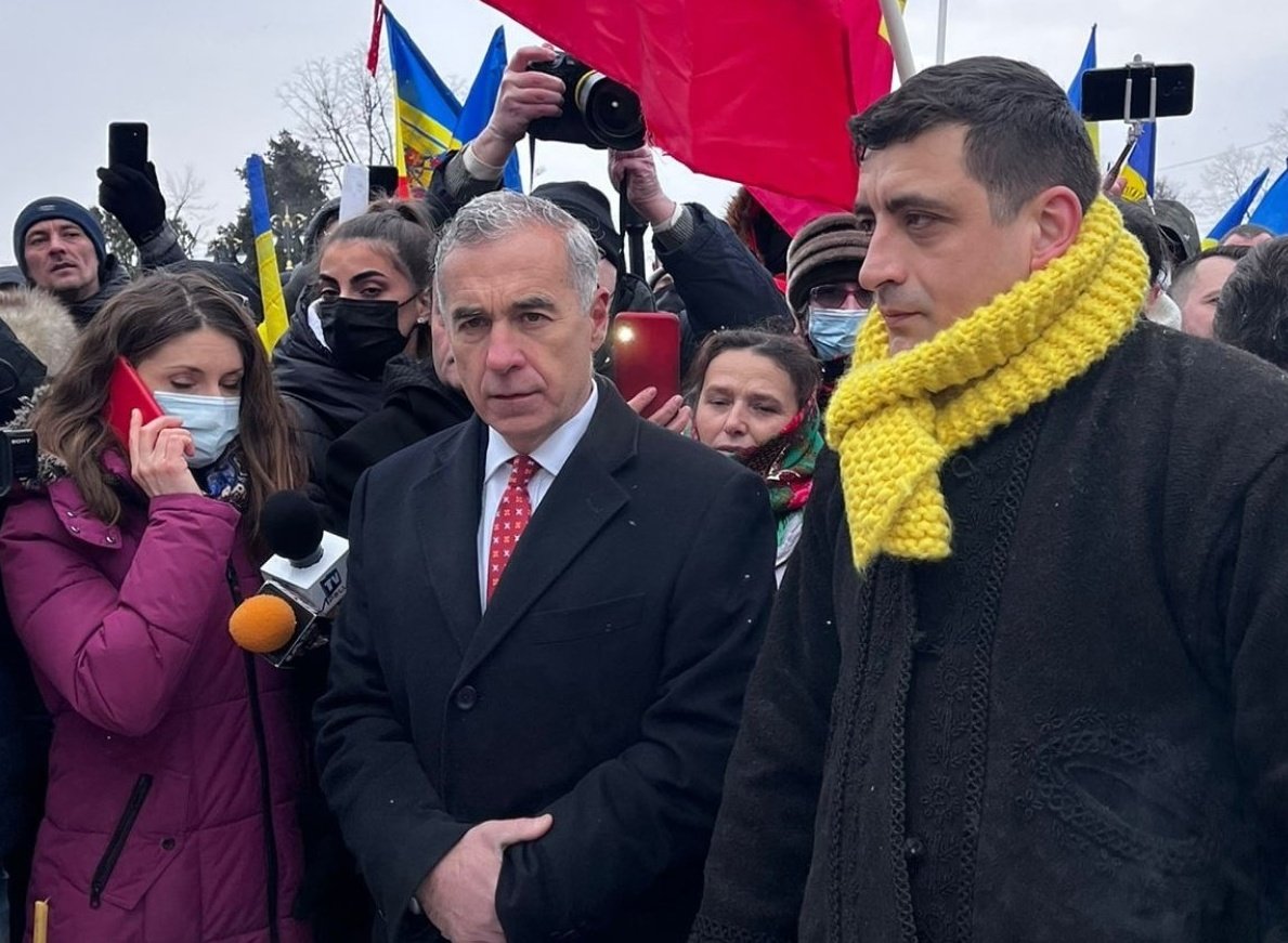 "Be it through Plan A, B, or C, we will place Călin Georgescu at the forefront of this country."

- George Simion