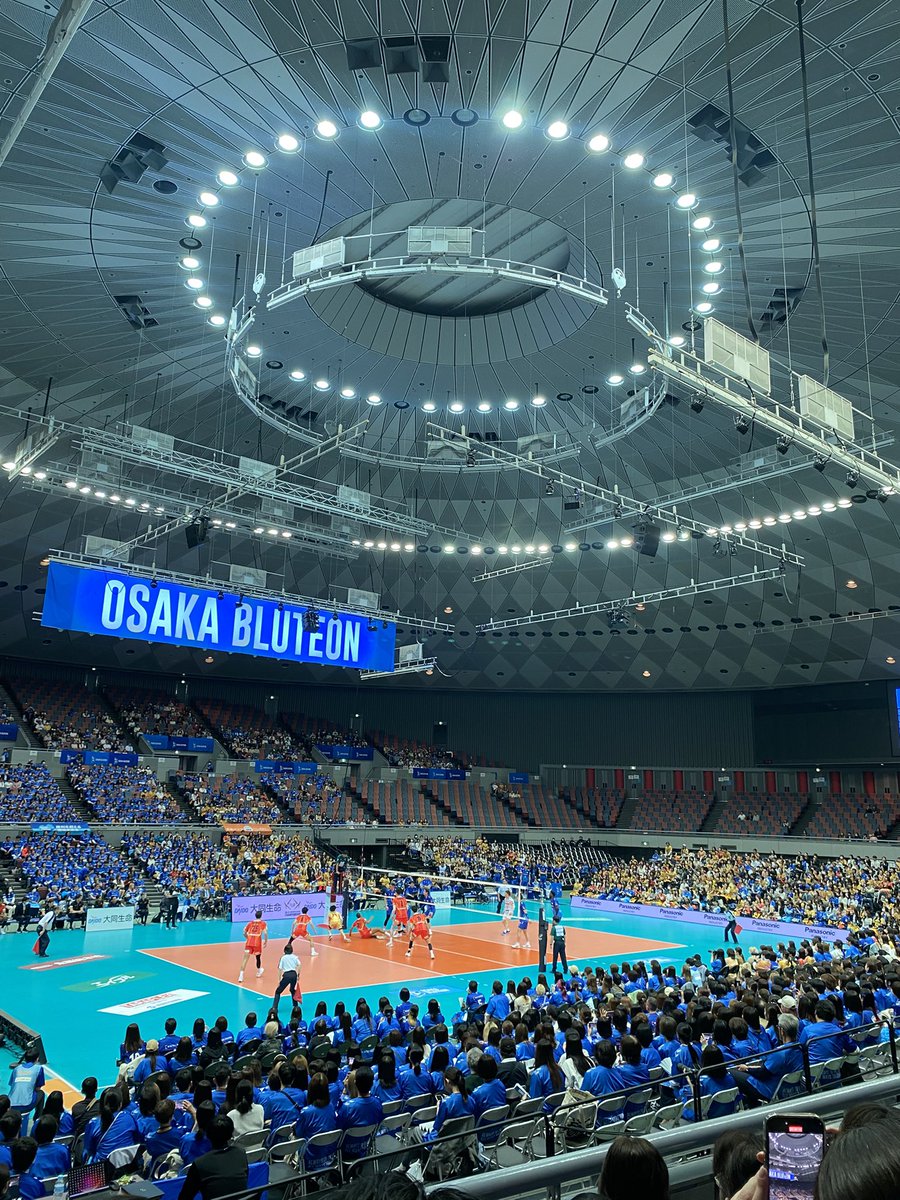 shriker_osaka's tweet photo. 【ご報告】
本日、クラブスタッフが Asueアリーナ大阪で開催されたSVリーグチャンピオンシップセミファイナルを視察いたしました。

#大阪ブルテオン の皆様ありが��うございました✨

#大阪スポーツプロジェクト
#シュライカー大阪 #shrikerosaka https://t.co/gYe3xYlAim