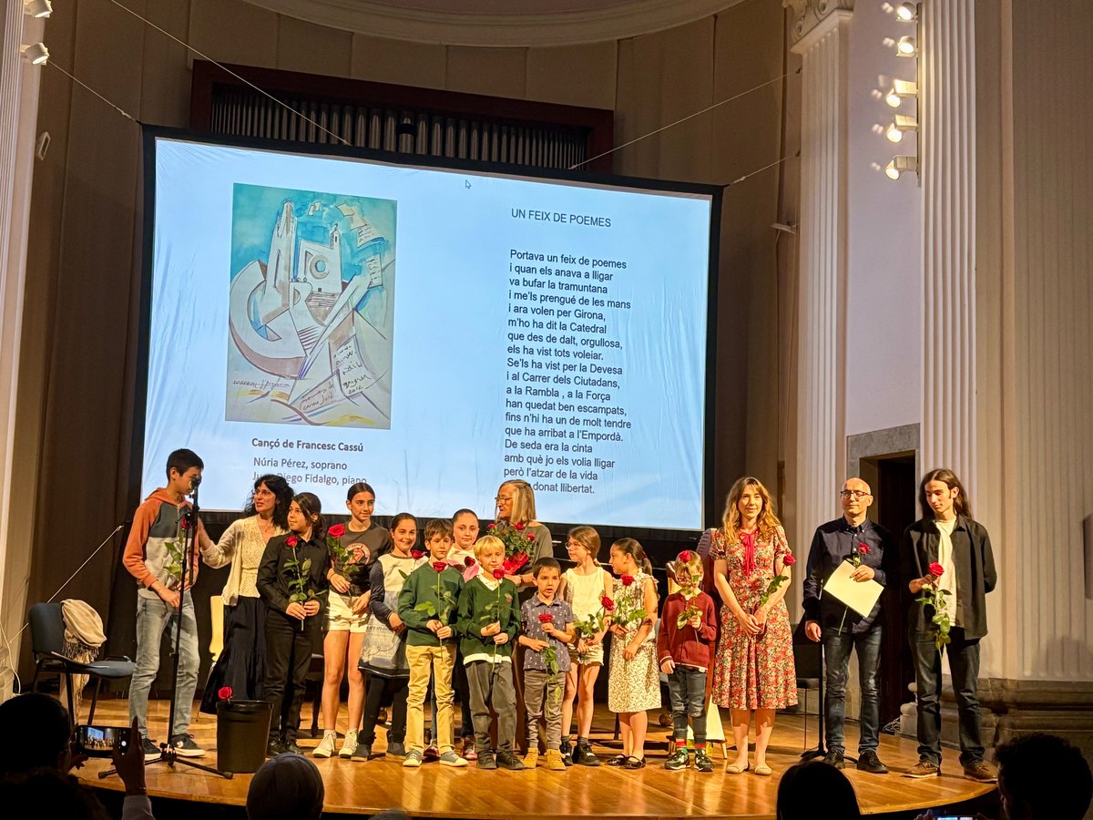 conservatorigi (@conservatorigi) on Twitter photo Concert de Sant Jordi de petits i joves compositors, dirigit per Tània Parra. Gràcies a la poetessa Carme Jordi per obserquiar-nos amb els seus poemes i acompanyar-nos en un dia tan especial! #concertsfamiliars
<a href="/DiputacioGirona/">Diputació de Girona</a>
<a href="/casadeculturagi/">Casa Cultura Girona</a> Concert de Sant Jordi de petits i joves compositors, dirigit per Tània Parra. Gràcies a la poetessa Carme Jordi per obserquiar-nos amb els seus poemes i acompanyar-nos en un dia tan especial! #concertsfamiliars
<a href="/DiputacioGirona/">Diputació de Girona</a>
<a href="/casadeculturagi/">Casa Cultura Girona</a>