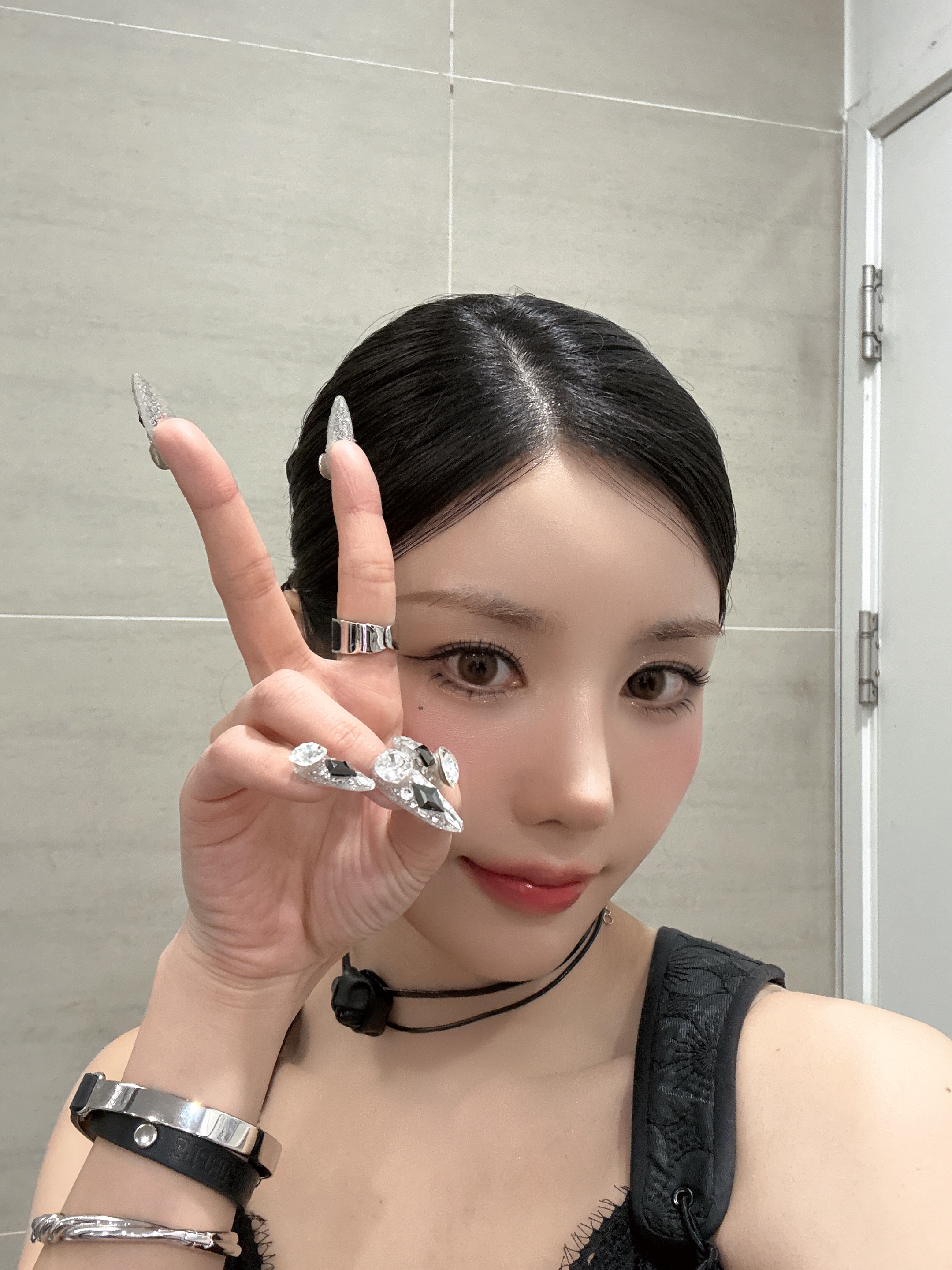 GpXxiBwbAAAwQZ1?format=jpg&name=4096x4096