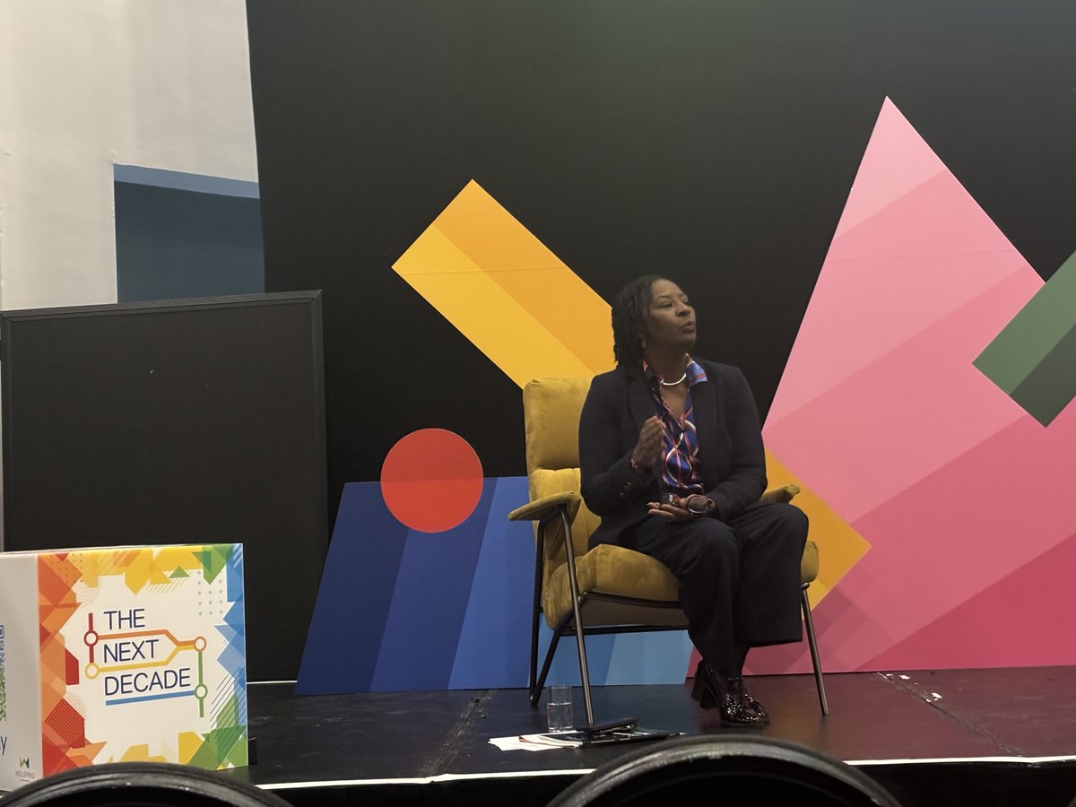 HTScarthoInf's tweet photo. Dr Sharon Watson MBE DL flying the flag for creativity ‘Beyond Performance Igniting Imagination and Innovation’ @TheNextDecadeUk #TheNextDecade https://t.co/HuH9ohnszo
