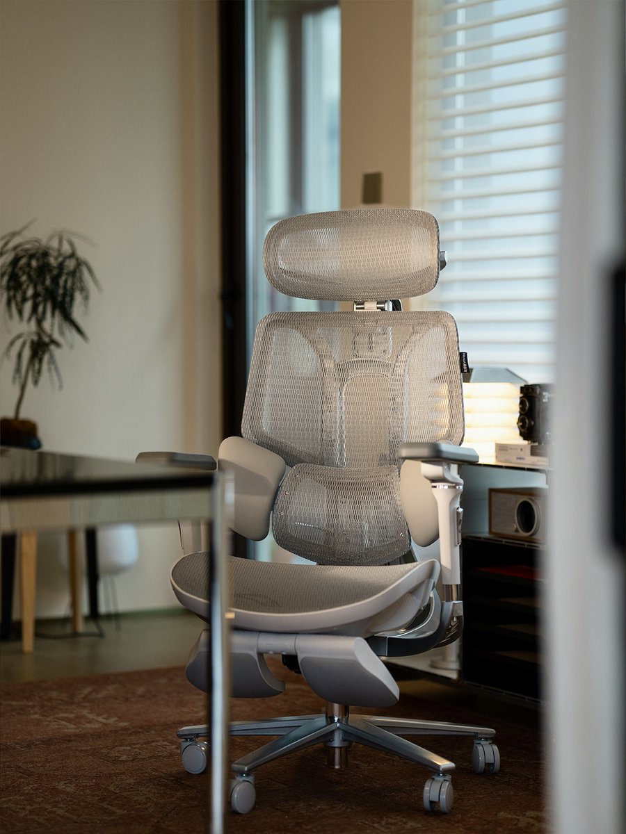 "Work in PJs? Your back deserves better. 💼→🛋️

HBADA E3 ULTRA:
✔️ Spine-hugging support
✔️Armrests for coffee-to-keyboard zen
✔️ Stays cool when work gets hot
#HomeOfficeUpgrade ✨
