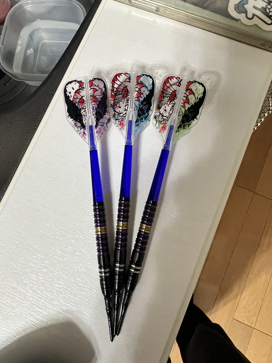 誕生日だったから新しくダーツ買った