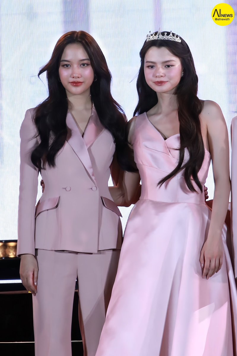 FreenBecky didn’t just show up.
They arrived—and they left us all speechless.

THE AIR OF FREENBECKY🌪️ 
#4ElementsPressCon
#Ch7HD #ICONSIAM
#ฟรีนเบค #FreenBecky