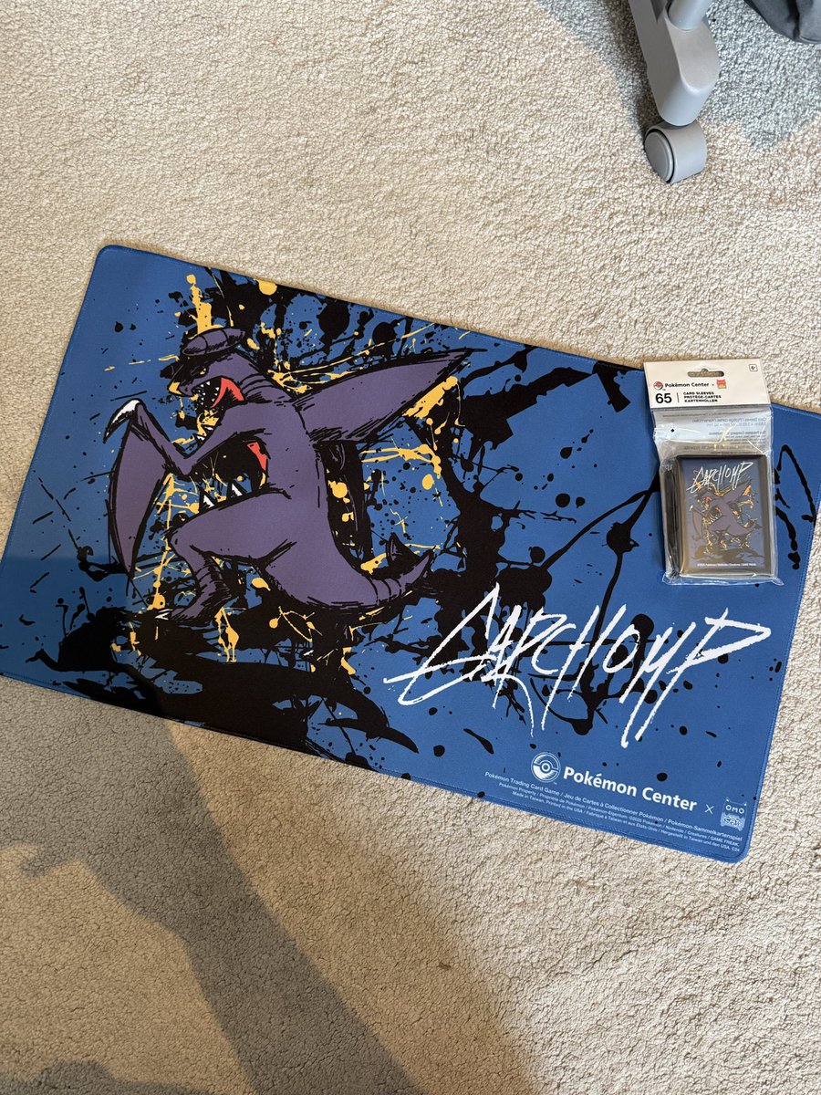 New Pokemon Center x OMOCAT Playmat and sleeves have arrived, absolute heat 🔥