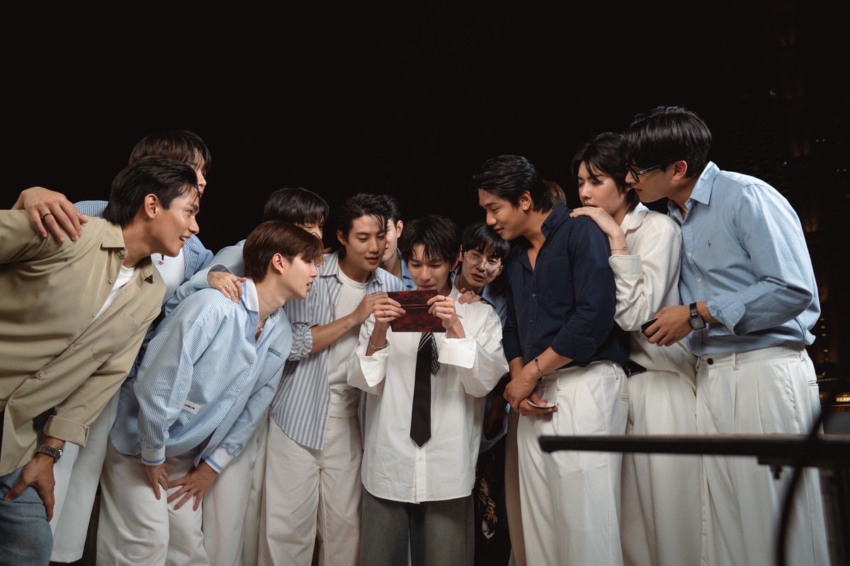 ศุกร์นี้ห้ามพลาด!!ฟิน ซึ้งและน้ำตาส่งท้ายพร้อมลุ้นผล 12 หนุ่ม PIT BABE ใครจะคว้าตำแหน่ง MVP ประจำซีซั่น ! ใน “BOYS’ JOURNEY” “OUTING ฟินนอกบ้าน” FINAL EP.

#BJOUTING
#PitBabeTheSeries
#PitBabe #พิษเบ๊บ
#CHANGE2561

   ฟินสุดขั้ว จิ้นสุดขีด ตลอดทั้งซีซั่นกันไปแล้ว