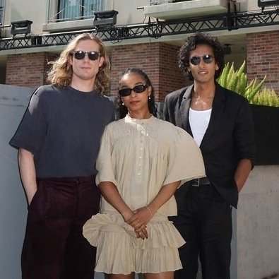 daily claudia gatita tweet media