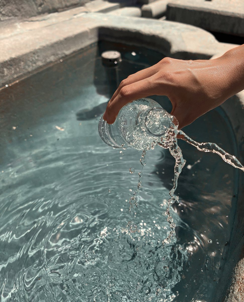JasonBaths's tweet image. For centuries, Rome's nasoni have provided fresh water – a reminder of Italy's deep connection to water and well-being. At Jason, we carry this tradition forward, harnessing the power of flowing water. 🚰