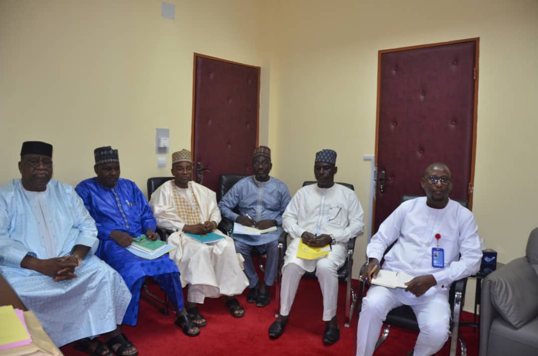 SNU_Niger's tweet image. ➡️ Rencontre ce jour 2️⃣5️⃣ entre la Coordonnatrice résidente de l’@ONU 🇺🇳 au Niger 🇳🇪 et le Ministre de l’Intérieur Mohamed Toumba pour renforcer le partenariat 🫂 autour des efforts de developpement et de l'action humanitaire 🚻, avec un accent particulier sur les questions de…