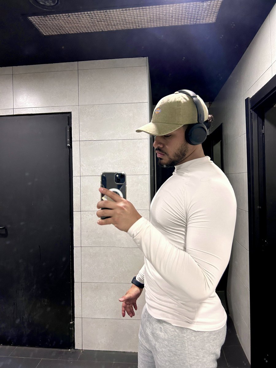🫰🏽
