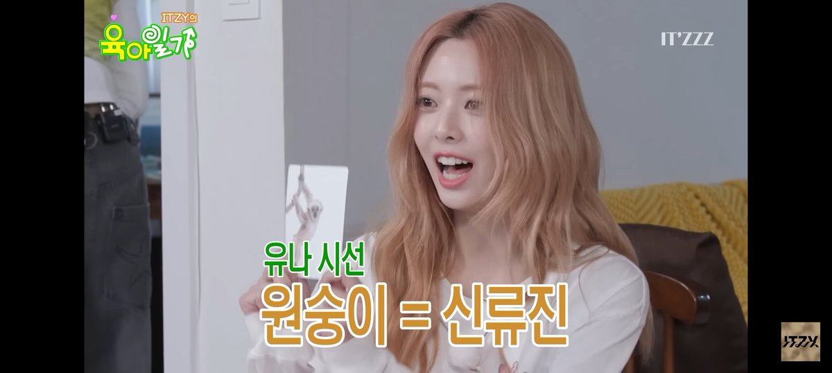 ki_mi_no_0212's tweet image. 이번화 있ㅋㅋㅋ도 있망진창인ㅋㅋㅋㅋㅋ
신자매는 한결같이 서로 물어뜯고
지수는 생각보다 애기들 너무 잘 돌보는 
거기에다 한결같은 있지의 그림실력🙈
유화백과 황예술 ㅋㅋㅋㅋ
그와중에 지수 그림 진짜 사진 아니냐구
#ITZZZ #ITㅋㅋㅋ #ITZY의육아일기