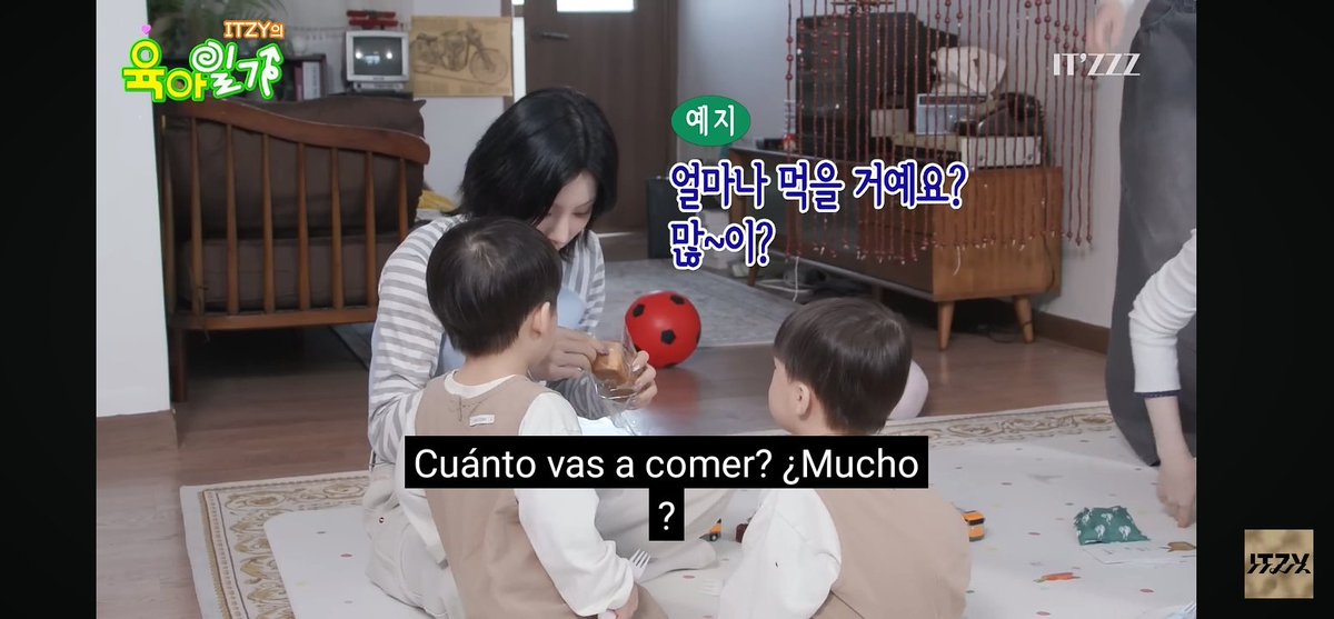 DanielLarreteg1's tweet image. Que rico merendar frutas y pan 🍎🍞, la merienda perfecta 
#ITZZZ #ITㅋㅋㅋ #ITZY의육아일기
#ITZY #MIDZY @ITZYofficial