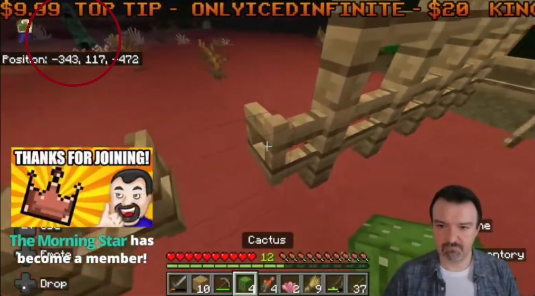 TheFutureCesar's tweet photo. @TheyCallMeDSP  If there was no creeper: what is that?! You would have seen it if you would not walk around with your head pointed at the ground. https://t.co/9resjrolmw