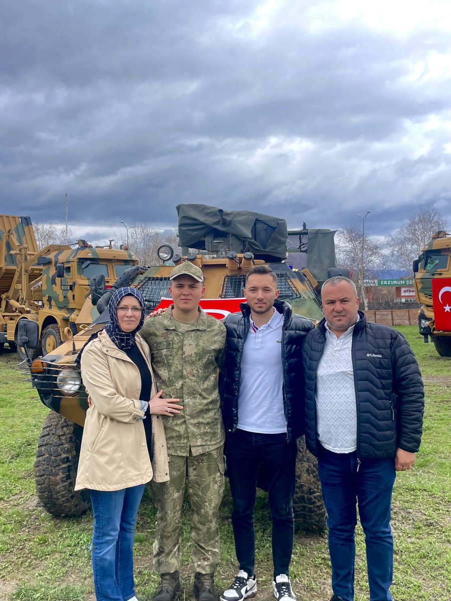 MSTFEREN_16's tweet photo. Aile herşeydir… https://t.co/oSvlpYWAWm