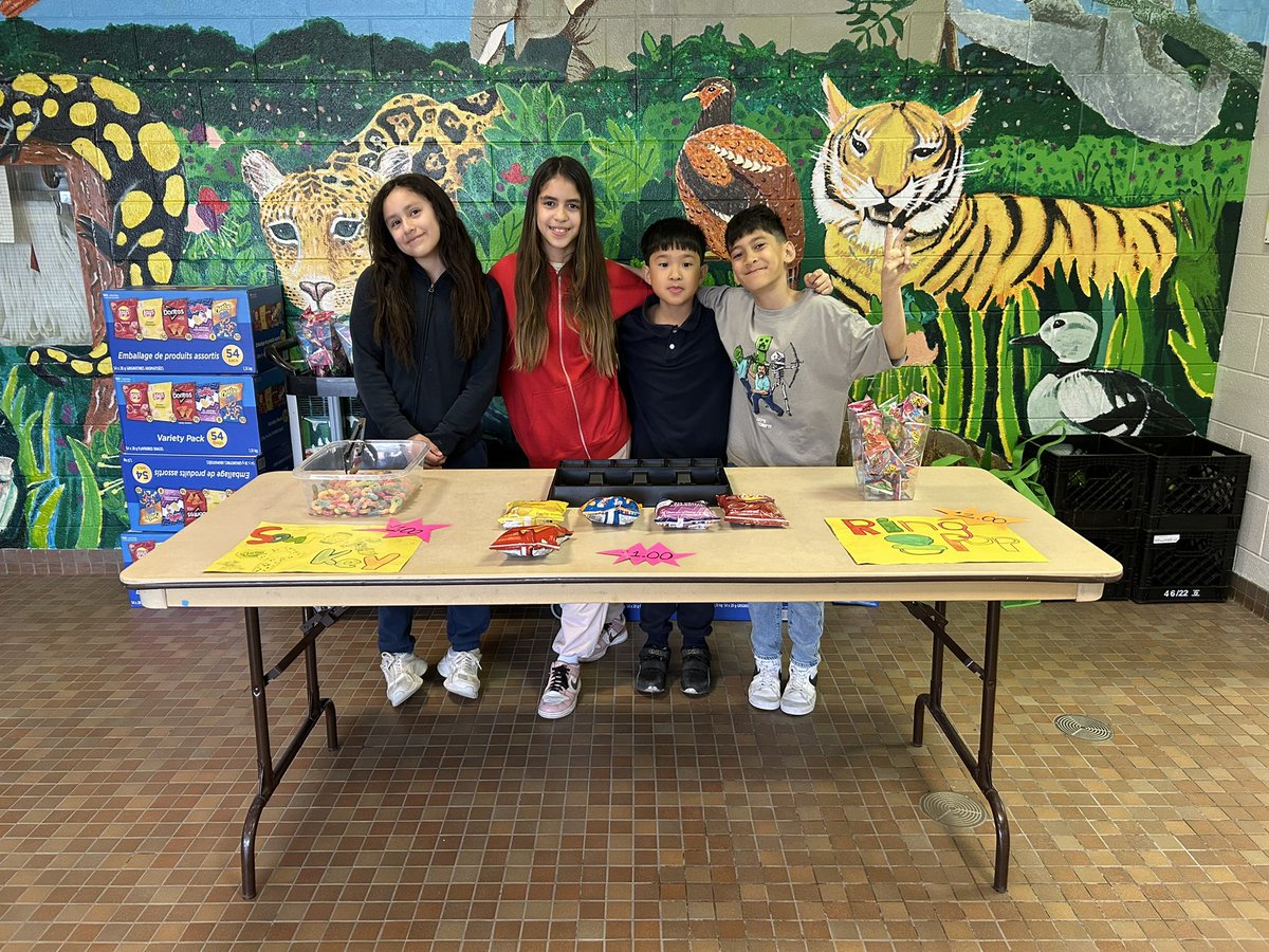 Piotrok's tweet image. Team 218 is ready to sell our school’s favourite candy as we found out after surveying the whole school - sour keys and rings pops!!! Thanks to everyone for their support! @4catholiced @TCDSB_RDAddario @TCDSB @TrusteeDAmico @Maria3397143141 @SharonRome0211