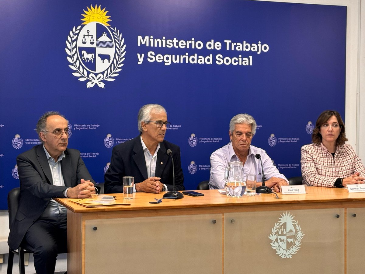 MTSS (@mtssuy) on Twitter photo El ministro Castillo destacó la importancia de la seguridad y salud laboral en la agenda nacional, el trabajo de la IGTSS, el aporte de <a href="/cbuenop/">Carmen Bueno</a> de <a href="/OITconosur/">OIT ConoSur</a> y el histórico abordaje tripartito del Conassat, en las figuras Walter Migliónico y Raúl Damonte. #DiaMundialSST El ministro Castillo destacó la importancia de la seguridad y salud laboral en la agenda nacional, el trabajo de la IGTSS, el aporte de <a href="/cbuenop/">Carmen Bueno</a> de <a href="/OITconosur/">OIT ConoSur</a> y el histórico abordaje tripartito del Conassat, en las figuras Walter Migliónico y Raúl Damonte. #DiaMundialSST