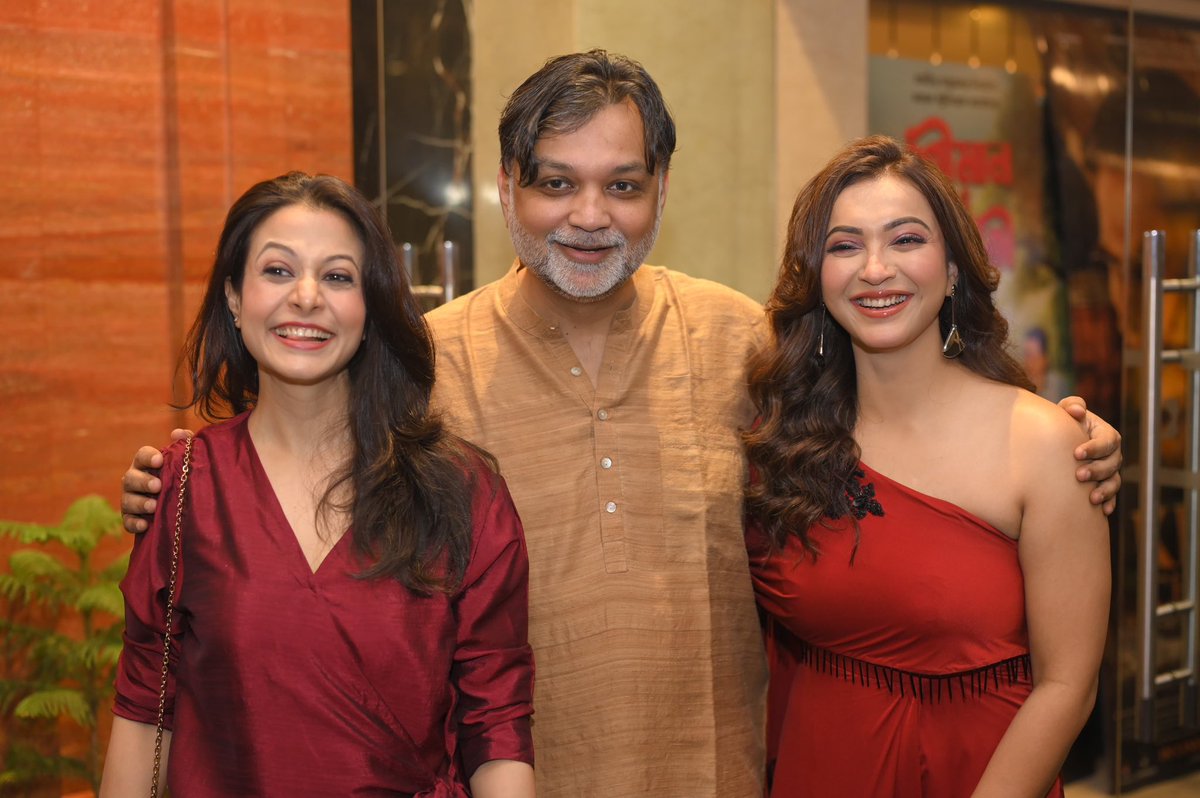 SVF (@svfsocial) on Twitter photo <a href="/srijitspeaketh/">Srijit Mukherji</a> with the two society owners ♥️
<a href="/YourKoel/">Koel Mallick</a> <a href="/KoushaniMukher1/">Koushani Mukherjee</a> <a href="/paramspeak/">parambrata</a>
#KillbillSociety running successfully | Book your tickets now 🔗 bookmy.show/KillBillSociety
#SpecialScreening #SVF <a href="/srijitspeaketh/">Srijit Mukherji</a> with the two society owners ♥️
<a href="/YourKoel/">Koel Mallick</a> <a href="/KoushaniMukher1/">Koushani Mukherjee</a> <a href="/paramspeak/">parambrata</a>
#KillbillSociety running successfully | Book your tickets now 🔗 bookmy.show/KillBillSociety
#SpecialScreening #SVF