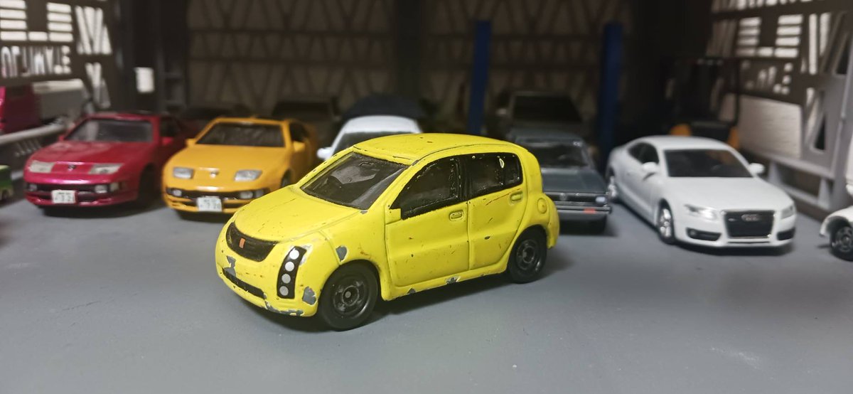 WILLサイファ改造しました！！
カラーはダイソーのブルーです
ベースは4枚目です～