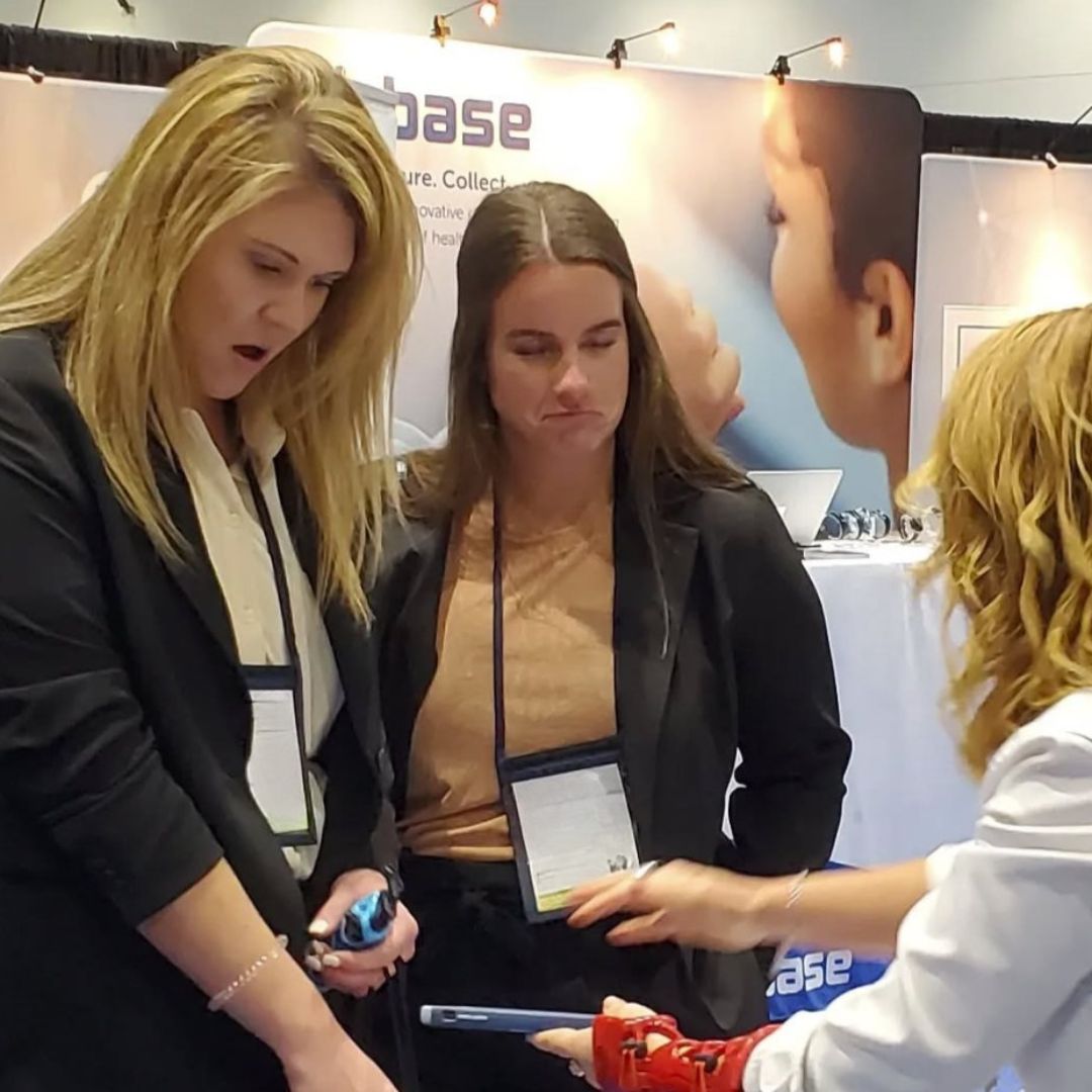 ActivArmor's tweet image. Lol, that expression we get at every conference when we show them how it all works.
The 2025 #AMSSM Annual Meeting in Kansas City, MO!  Last day TODAY
📍 Booth #205!  
@theamssm 
#AMSSM2025  #ActiveLifestyle #SportsMedicine #MedicalInnovation #WaterproofCast #MedTech #ActivArmor