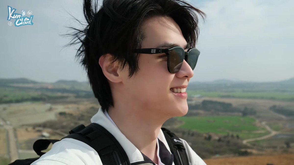 <a href="/NCTsmtown/">NCT</a> The view is breathtaking 🥹❤️

#TravelWithKUNsCloud #KUN #钱锟 #쿤 #KUNsCloud #WayV #威神V