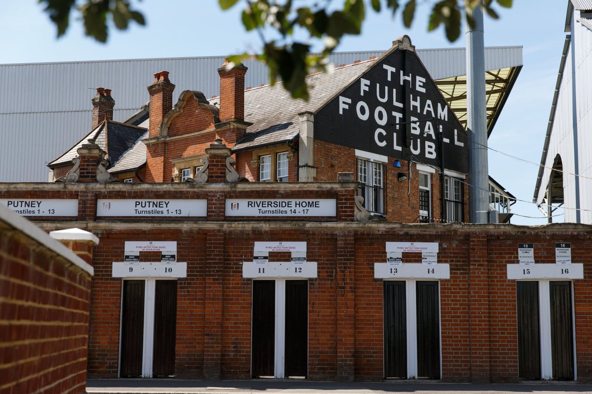Have you attended Craven Cottage this season? 

Take part in the short survey below about your matchday experience.

Upon completion, you will be entered into a  huge prize draw bundle 👇

🔗 …er-survey-interface-2e37ec.zapier.app/coywhites #FFC