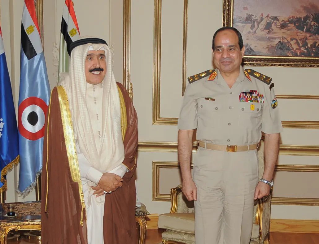 Ahmadaljaralah's tweet photo. تشرفت بلقاء رؤساء مصر الكرام: #جمال_عبدالناصر و #أنور_السادات و #حسني_مبارك و #عبدالفتاح_السيسي.
حوارات أثرية أكدت عمق العلاقات الأخوية والتاريخية بين الكويت ومصر وشعبيهما.
نتطلع معاً إلى مزيد من التعاون والازدهار !!! 
#الكويت #مصر #العرب_تايم #جريدة_السياسة #احمد_الجاراللة https://t.co/Wghaa9qxch