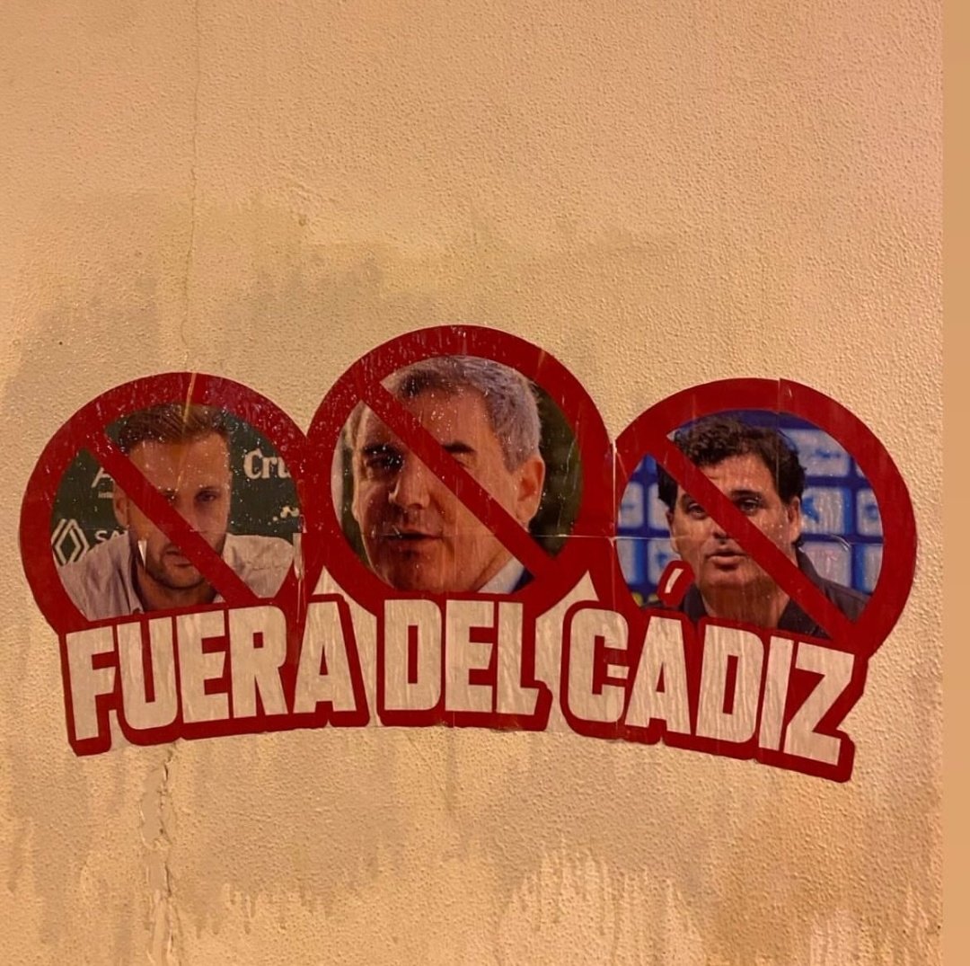 FUERA DE CÁDIZ - <a href="/Cadiz_CF/">Cádiz Club de Fútbol</a>