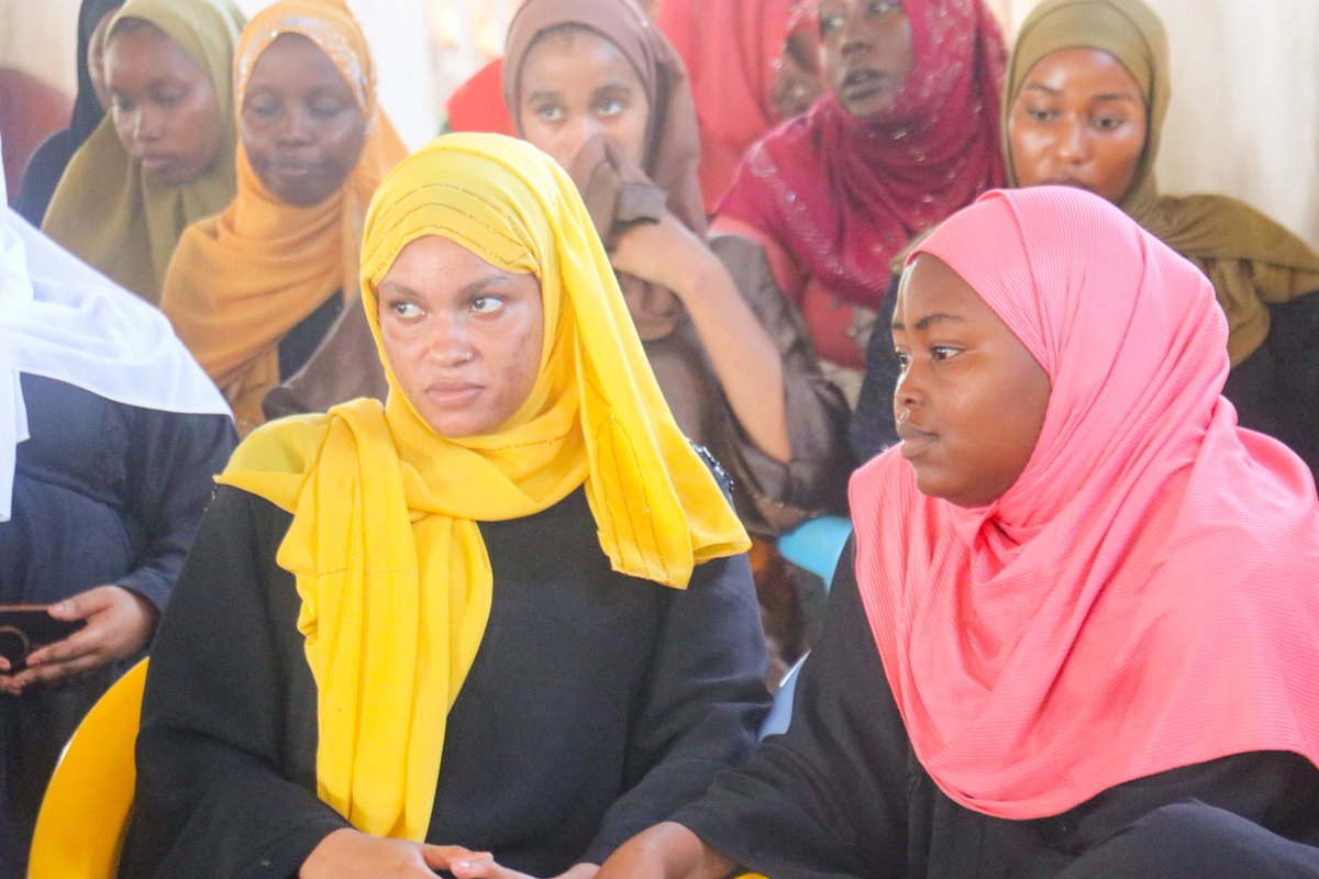 FazaYouth's tweet photo. Want to make your youth group official? Faza Youth is showing Kiunga youths how to register their groups and tap into opportunities for growth and support.
#FazaYouth #GroupRegistration #Entrepreneurship https://t.co/bqfgAYUwyy