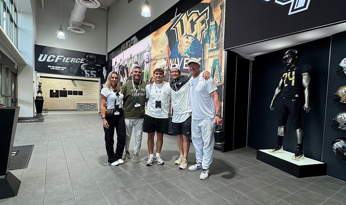 New #UCF QB Davi Belfort has been compared to McKenzie Milton. Now, he gets the chance to play for him after he signed with the Knights as a transfer.  

I caught up with Belfort to discuss the move, his return home and his Brazillian roots. 

orlandosentinel.com/2025/04/25/ucf…