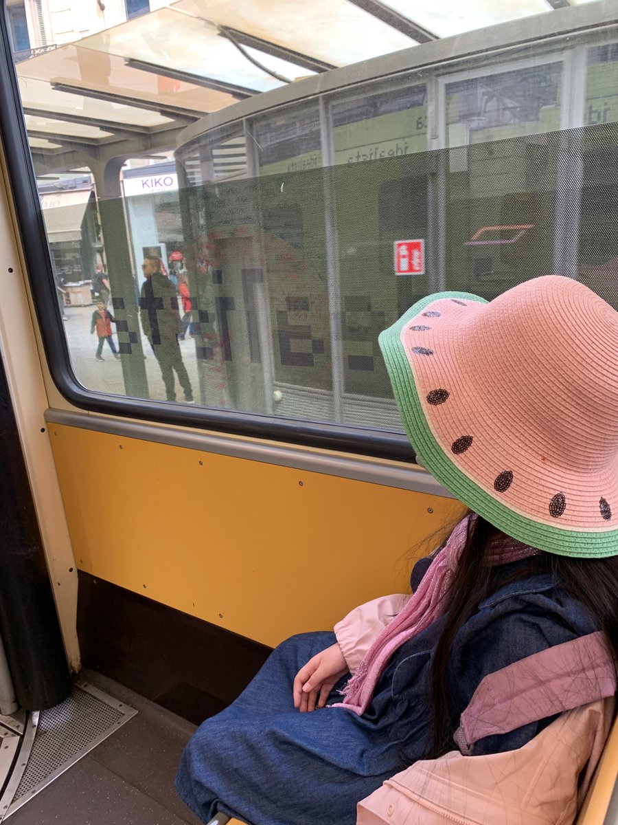 maskupmama's tweet photo. Keeping Covid safe in Italy.
#flomask https://t.co/Qp26dYckfI