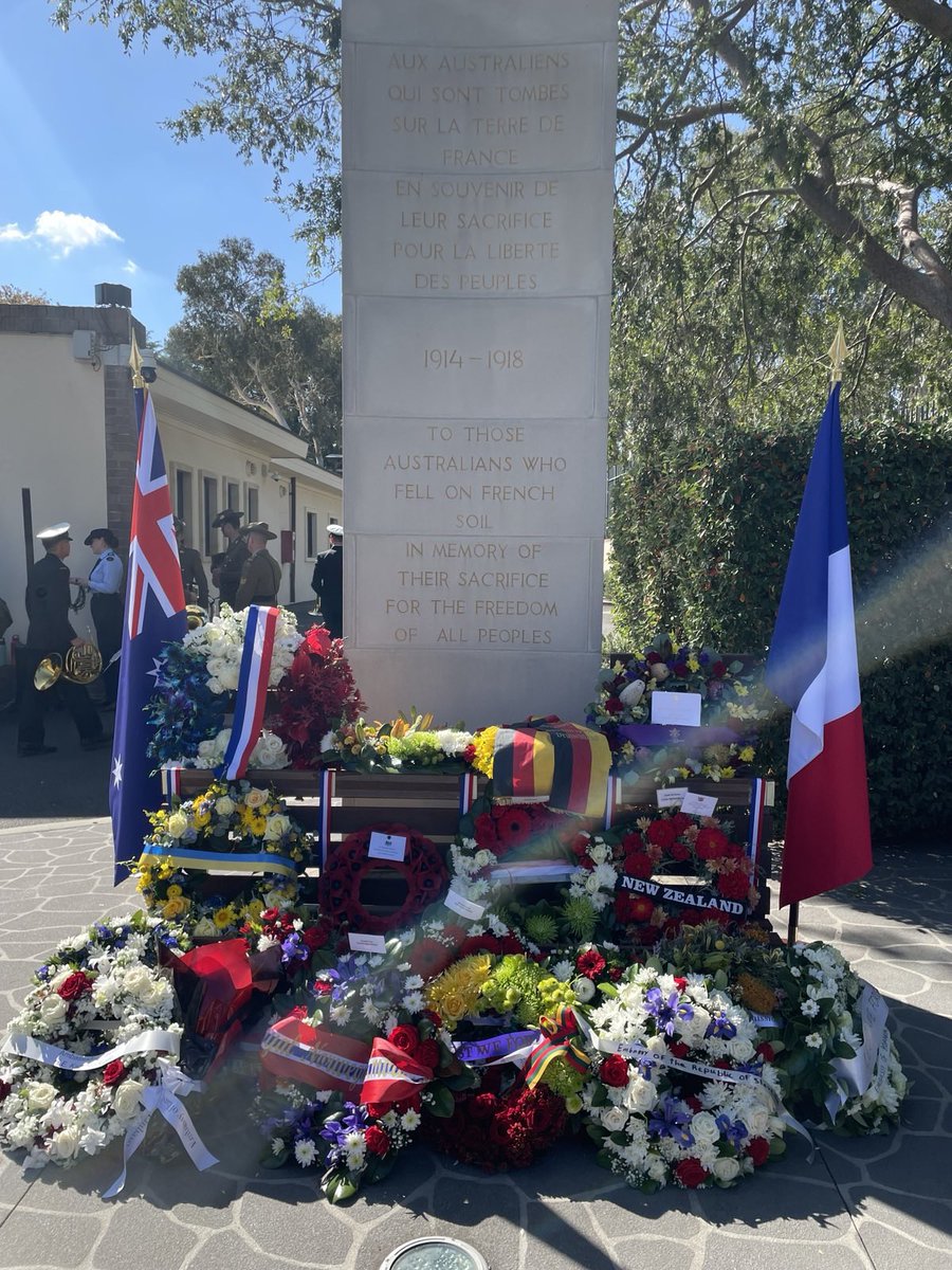 Laid a wreath today at the ANZAC Day service at the Franco-Australian Memorial in Canberra to commemorate the courage and sacrifice of all who served. Lest we forget.