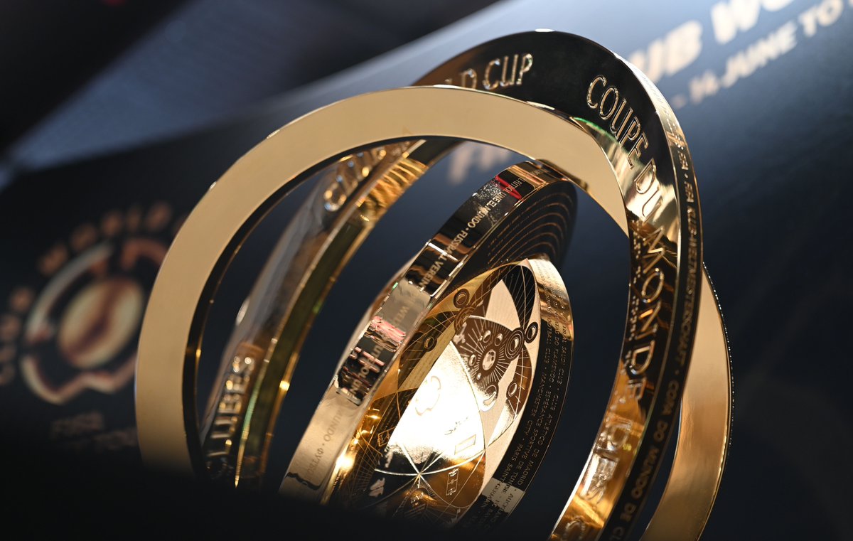 "𝗟𝗔 𝗖𝗢𝗨𝗣𝗘 𝗗𝗨 𝗠𝗢𝗡𝗗𝗘 𝗗𝗘𝗦 𝗖𝗟𝗨𝗕𝗦 ? 𝗣𝗔𝗥𝗖𝗘 𝗤𝗨𝗘 𝗖'𝗘𝗦𝗧 𝗠𝗘𝗦𝗦𝗜, 𝗣𝗔𝗥𝗖𝗘 𝗤𝗨'𝗜𝗟 𝗬 𝗔 𝗣𝗟𝗨𝗦 𝗗𝗘 𝗩𝗜𝗦𝗜𝗕𝗜𝗟𝗜𝗧𝗘́, 𝗜𝗟𝗦 𝗢𝗡𝗧 𝗖𝗛𝗢𝗜𝗦𝗜 𝗟'𝗜𝗡𝗧𝗘𝗥 𝗠𝗜𝗔𝗠𝗜"

Wilfried Nancy, coach du Crew de Columbus et auteur d'une saison