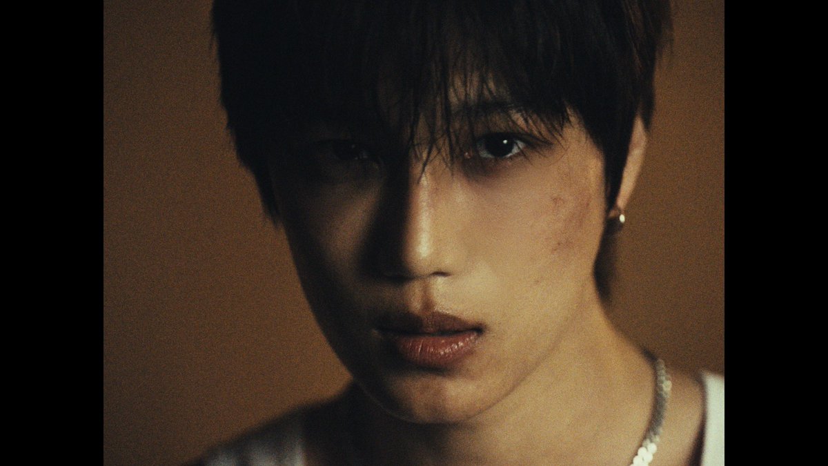 Watch 'Wait On Me' MV with KAI's commentary!
'Wait On Me' 뮤직비디오를 카이의 코멘터리와 함께 감상하세요!

☀️ Check out the pinned comment at the link below! 고정 댓글을 확인해 보세요!
⏳ 'Wait On Me' MV youtu.be/JLqXeMabsEQ

#KAI #카이
#EXO #엑소 #weareoneEXO
#WaitOnMe