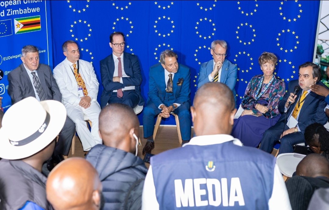 📣 Just wrapped up a vibrant #TeamEurope press conference at #ZITF2025!
Ambassadors from 🇮🇹🇳🇱🇫🇷🇸🇪🇷🇴🇵🇹 and 🇪🇺 spoke on EU-Zim trade, investment &amp; development cooperation.
The message is clear: We’re committed to partnerships that deliver! 🤝🌍